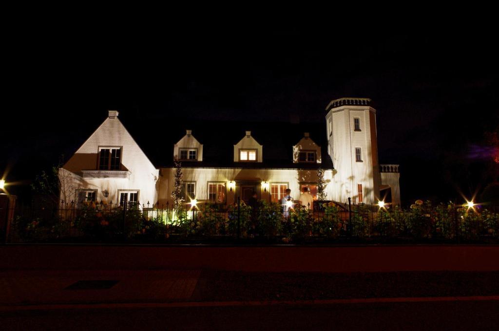 B&B Villa Reynaert Opoeteren Exterior foto